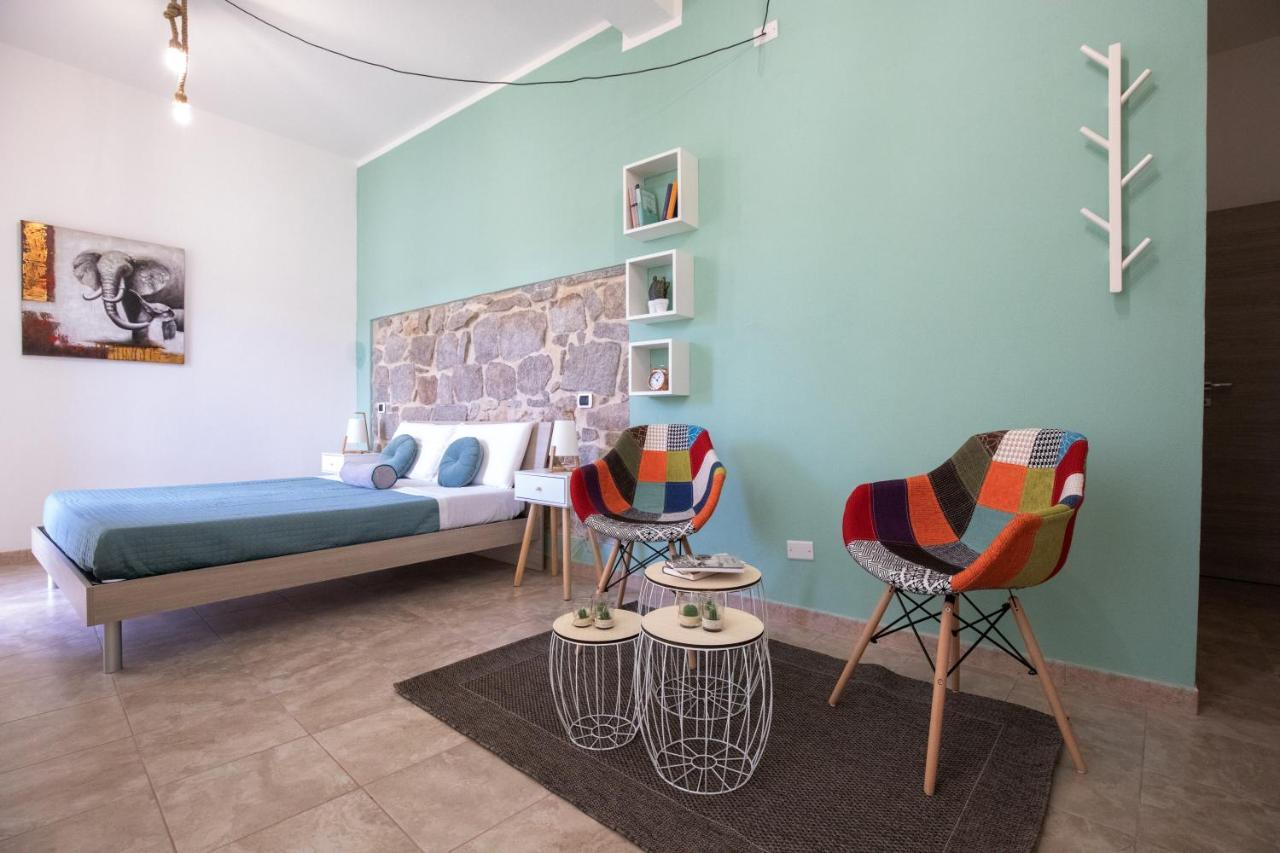 B&B Vico 10 Guspini Bagian luar foto