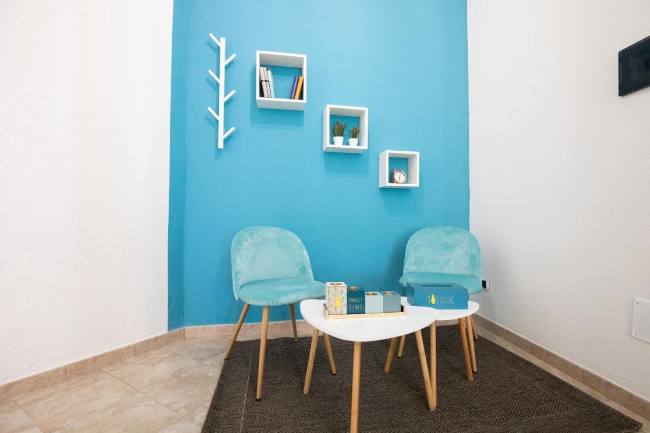 B&B Vico 10 Guspini Bagian luar foto